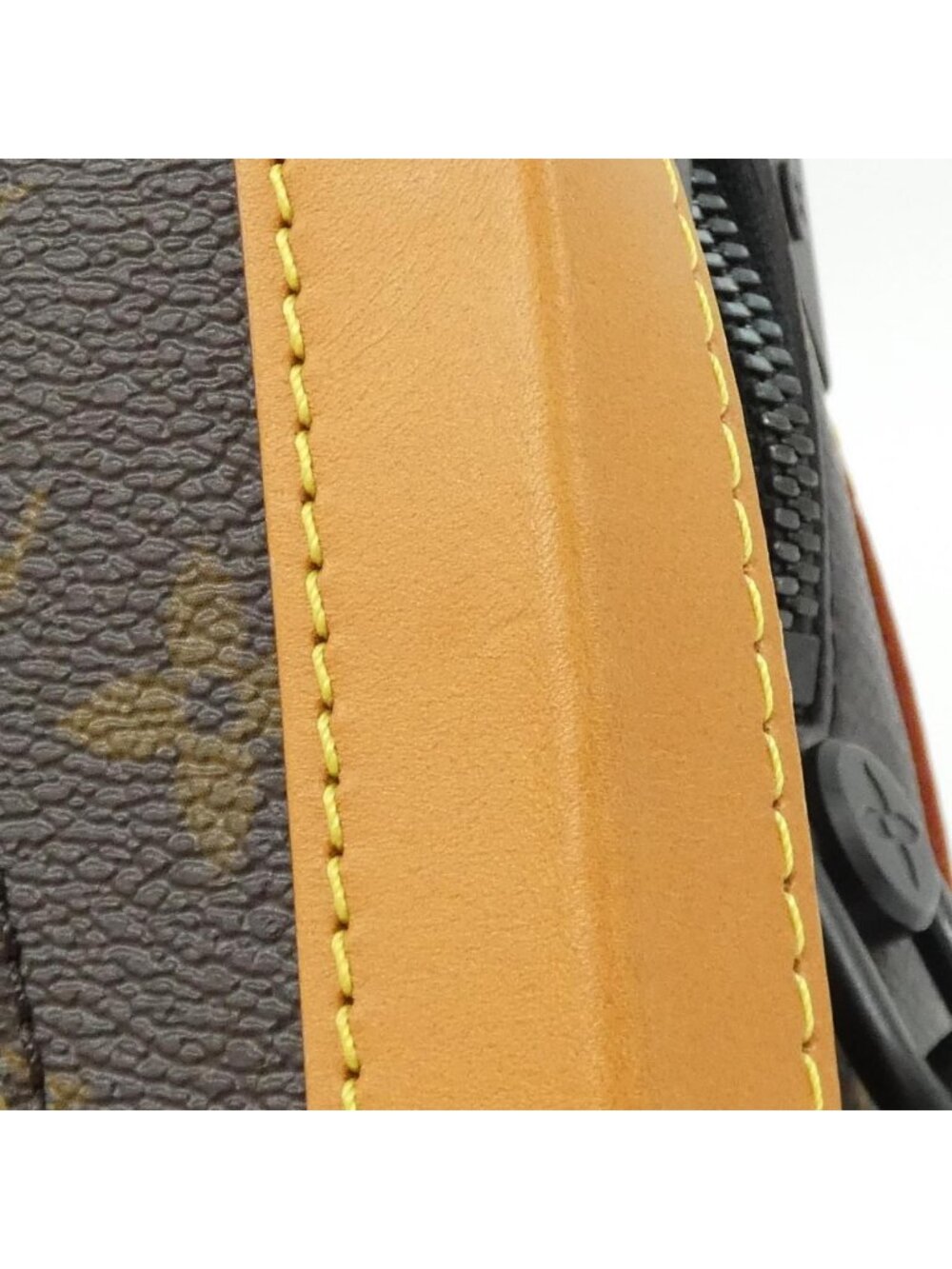 Louis Vuitton Damier Giant Soft Trunk - Picture 5 of 10
